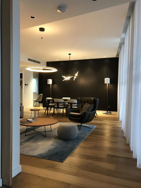 Penthouse On The Promenade - Queensland Tourism 5