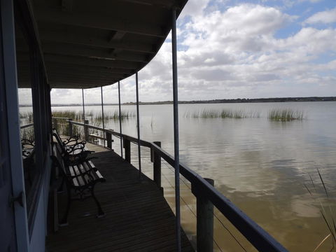 PS Federal Retreat Paddle Steamer Goolwa - QLD Tourism 0