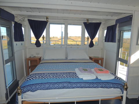 PS Federal Retreat Paddle Steamer Goolwa - QLD Tourism 25