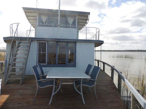 PS Federal Retreat Paddle Steamer Goolwa - QLD Tourism 34