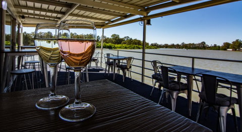 Murray River Queen - QLD Tourism 15