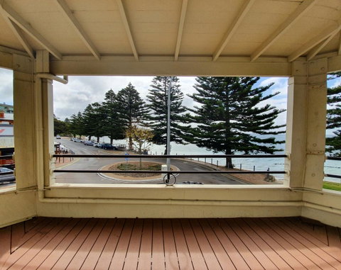 Pier Hotel Port Lincoln - QLD Tourism 13