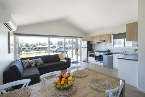 Discovery Parks - West Beach Parks - QLD Tourism 24