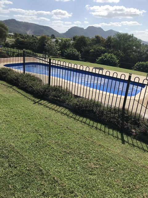 Avon View Stays Accommodation. - Queensland Tourism 8