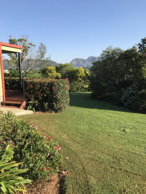 Avon View Stays Accommodation. - Queensland Tourism 12