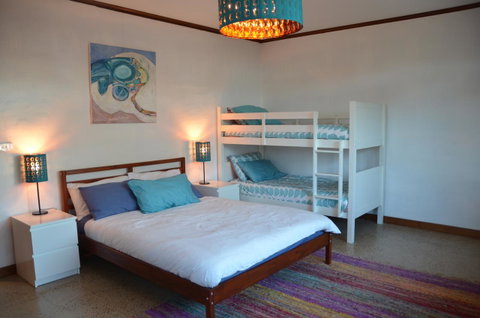 Of Stone & Wood Guesthouse - QLD Tourism 13