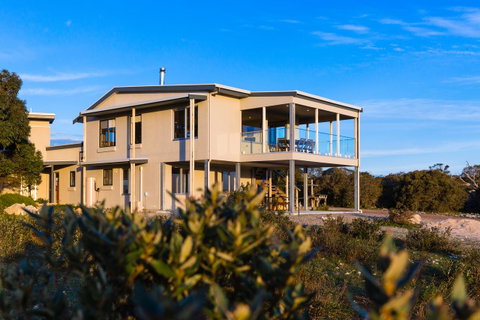 Southern Ocean Lookout - QLD Tourism 15