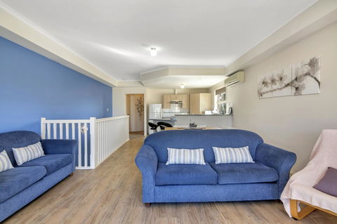 The Lighthouse - Port Willunga - C21 SouthCoast Holidays - Queensland Tourism 7
