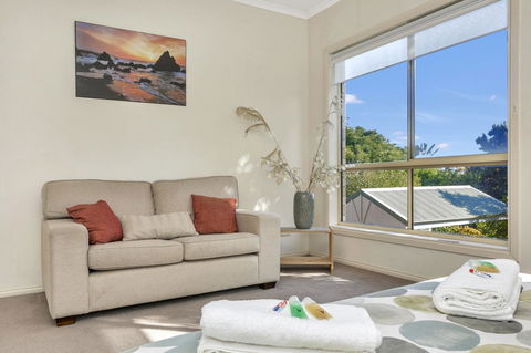 The Lighthouse - Port Willunga - C21 SouthCoast Holidays - Queensland Tourism 4