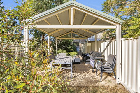 The Lighthouse - Port Willunga - C21 SouthCoast Holidays - Queensland Tourism 14