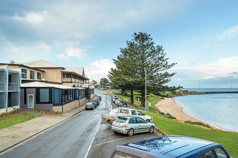 Aurora Ozone Hotel Kangaroo Island - Queensland Tourism 10