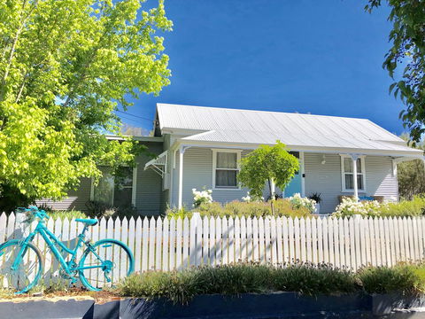 Jack\'s House B&B Clare - QLD Tourism 0