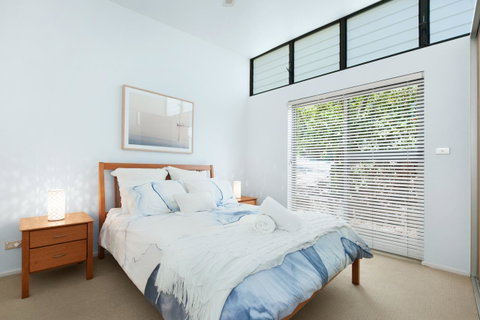 One Mile Retreat - QLD Tourism 6