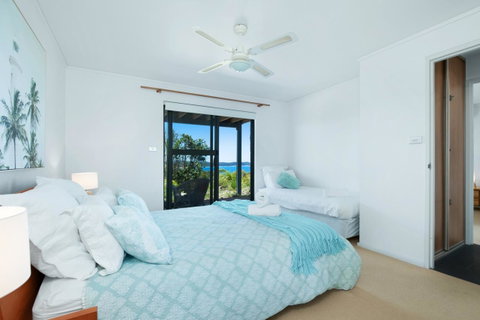 One Mile Retreat - QLD Tourism 7