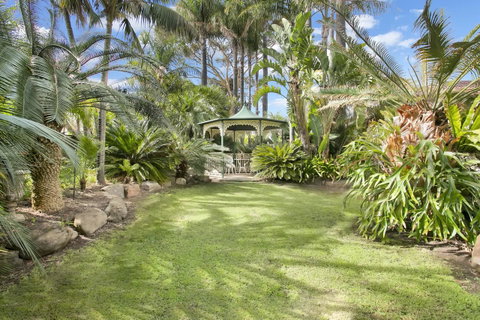 The Palms - Queensland Tourism 8