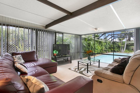 The Palms - Queensland Tourism 12