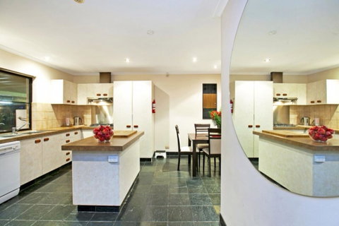 The Palms - Queensland Tourism 14