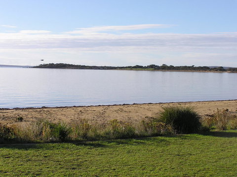 Mariners Cay Apartment - QLD Tourism 7