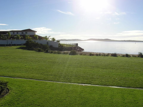 Mariners Cay Apartment - QLD Tourism 8