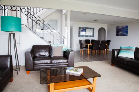 Mariners Cay Apartment - QLD Tourism 10