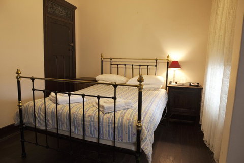 The Rising Sun Hotel - QLD Tourism 13