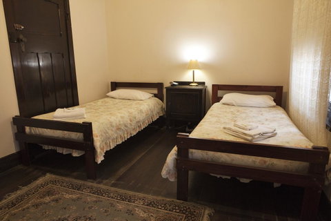 The Rising Sun Hotel - QLD Tourism 8
