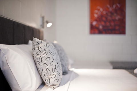 Victor Harbor City Inn - QLD Tourism 24