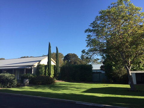 Alexander Cameron Suites - Queensland Tourism 2