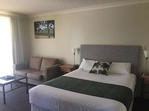 Alexander Cameron Suites - Queensland Tourism 15