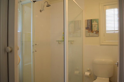 Athelney Cottage Bed And Breakfast - QLD Tourism 18