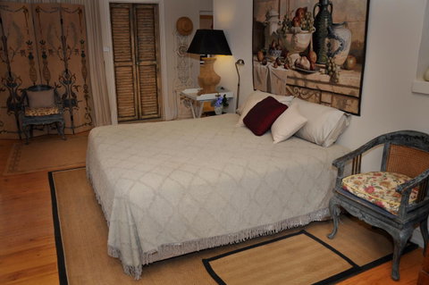 Athelney Cottage Bed And Breakfast - QLD Tourism 12