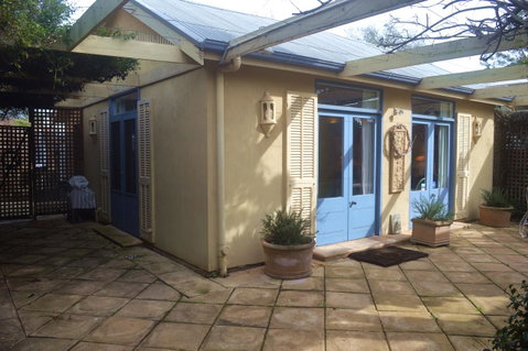 Athelney Cottage Bed And Breakfast - QLD Tourism 1