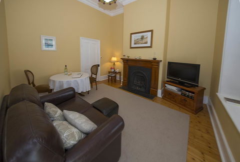 Yankalilla Bay Homestead - QLD Tourism 17