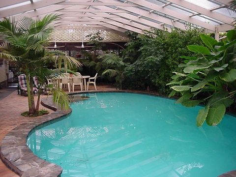 Langmeil Cottages - Queensland Tourism 13