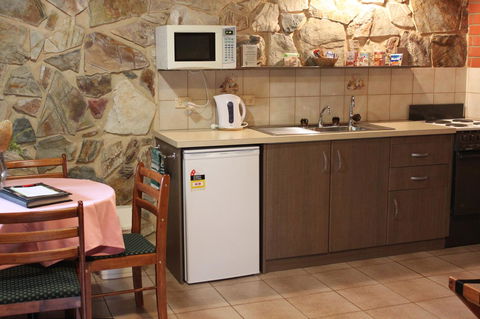Langmeil Cottages - Queensland Tourism 5