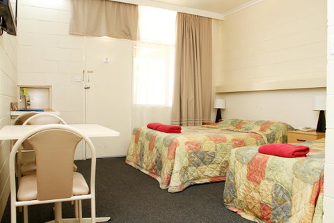 Renmark Motor Inn - QLD Tourism 18