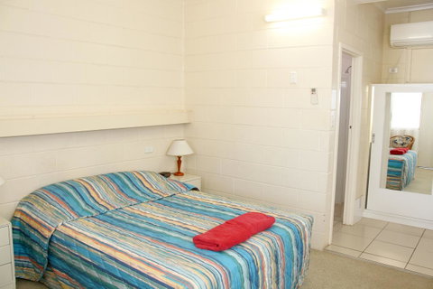 Renmark Motor Inn - QLD Tourism 15