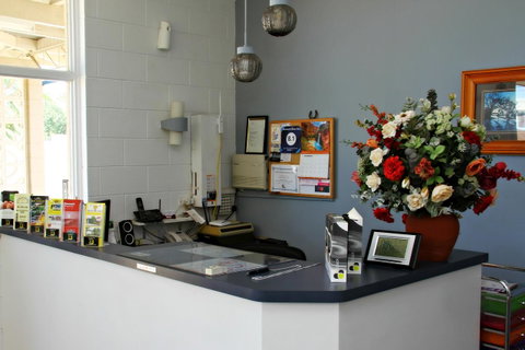 Renmark Motor Inn - QLD Tourism 10