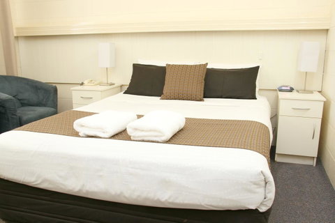 Renmark Motor Inn - QLD Tourism 19