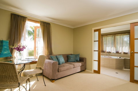 SummerHills Retreat Byron Bay - Queensland Tourism 13