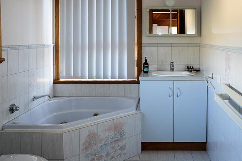 Seacroft - QLD Tourism 24