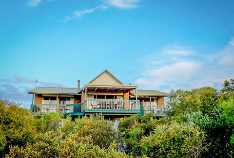 Seacroft - QLD Tourism 0