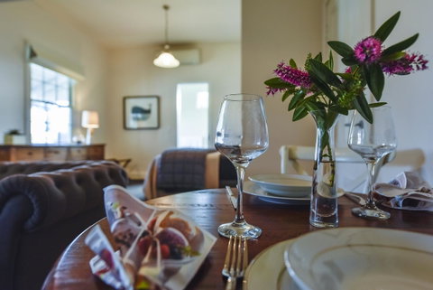 Railway Cottage In Beachport - QLD Tourism 5