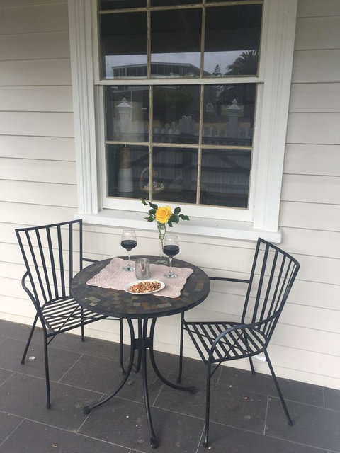 Railway Cottage In Beachport - QLD Tourism 21