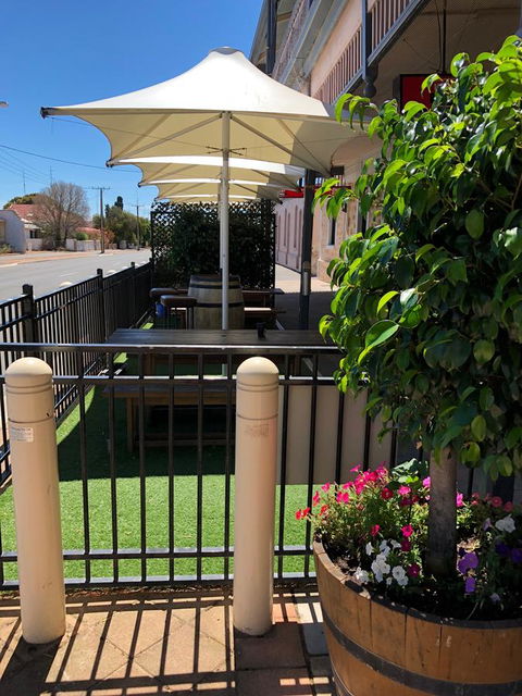 Cornwall Hotel - QLD Tourism 2