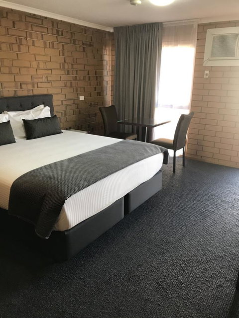 Frewville Motor Inn - QLD Tourism 31