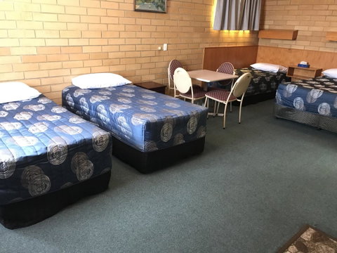 Frewville Motor Inn - QLD Tourism 14
