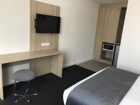Frewville Motor Inn - QLD Tourism 15