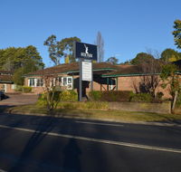 Deer Park Motor Inn - QLD Tourism