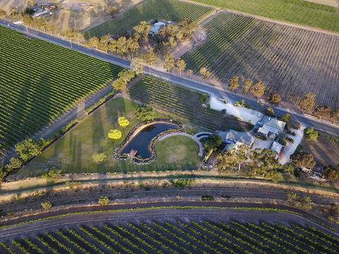 Pirathon Country Estate - Queensland Tourism 2